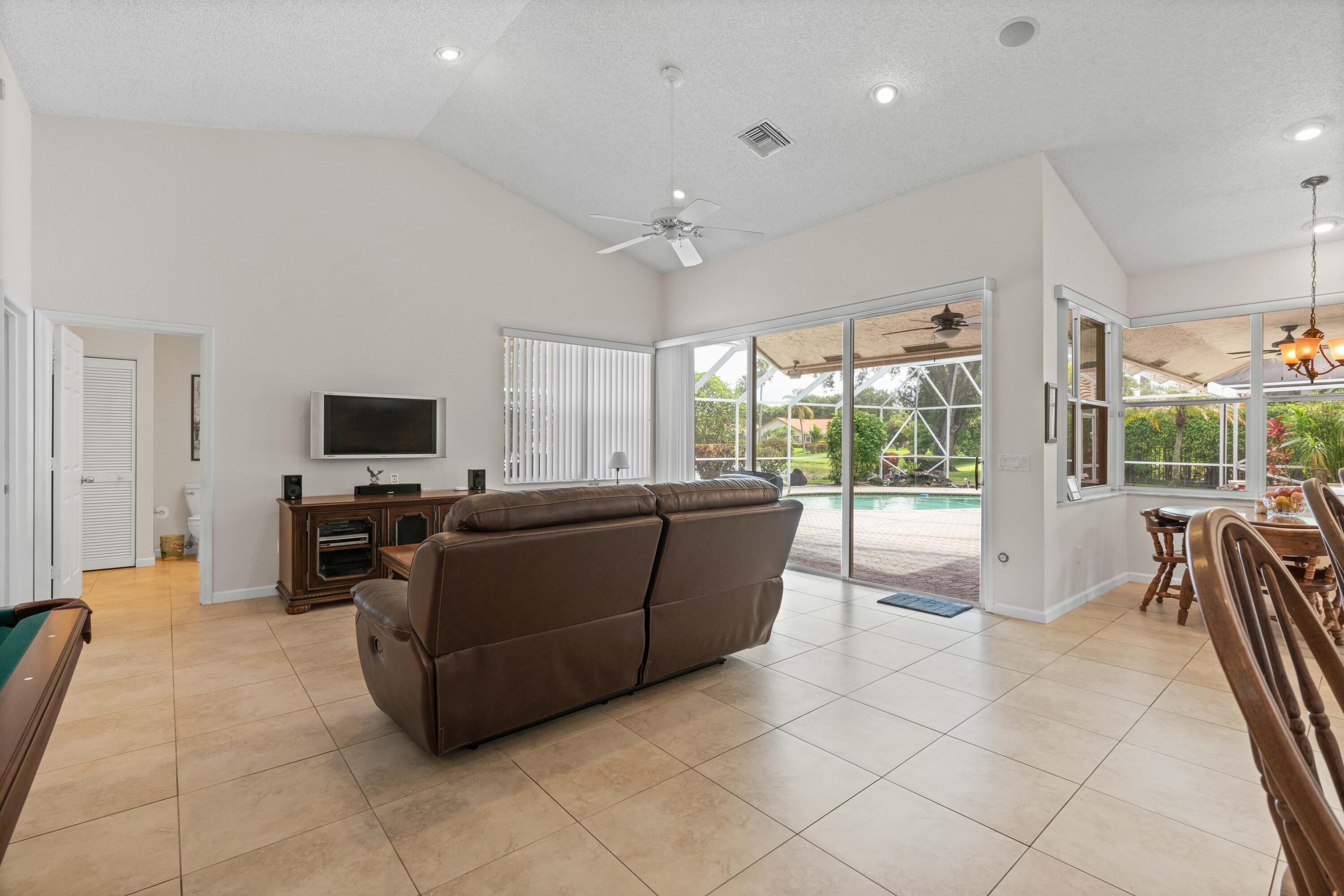 10715 Santa Rosa Drive Boca Raton, FL 33498 - Photo 45 of 101 _MLP5615_1