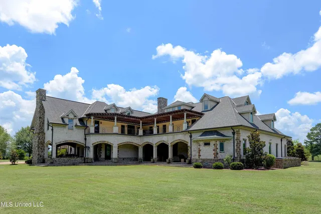 $5,000,000 | 11281 Road 468 Philadelphia Ms 39350, Philadelphia, MS 39350