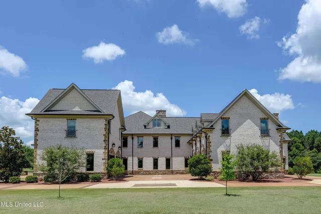 $5,000,000 | 11281 Road 468 Philadelphia Ms 39350, Philadelphia, MS 39350