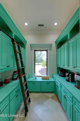 $5,000,000 | 11281 Road 468 Philadelphia Ms 39350, Philadelphia, MS 39350