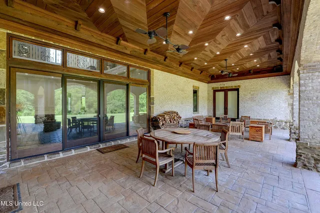 $5,000,000 | 11281 Road 468 Philadelphia Ms 39350, Philadelphia, MS 39350