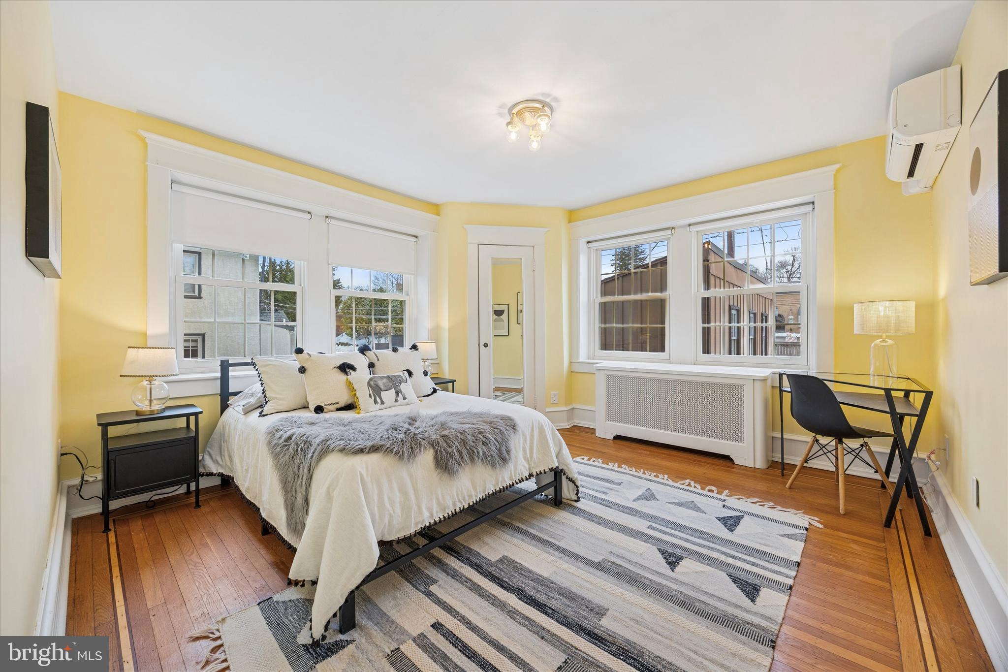 34 Hilltop Road Philadelphia, PA 19118 - Photo 18 of 43 Bedroom 1