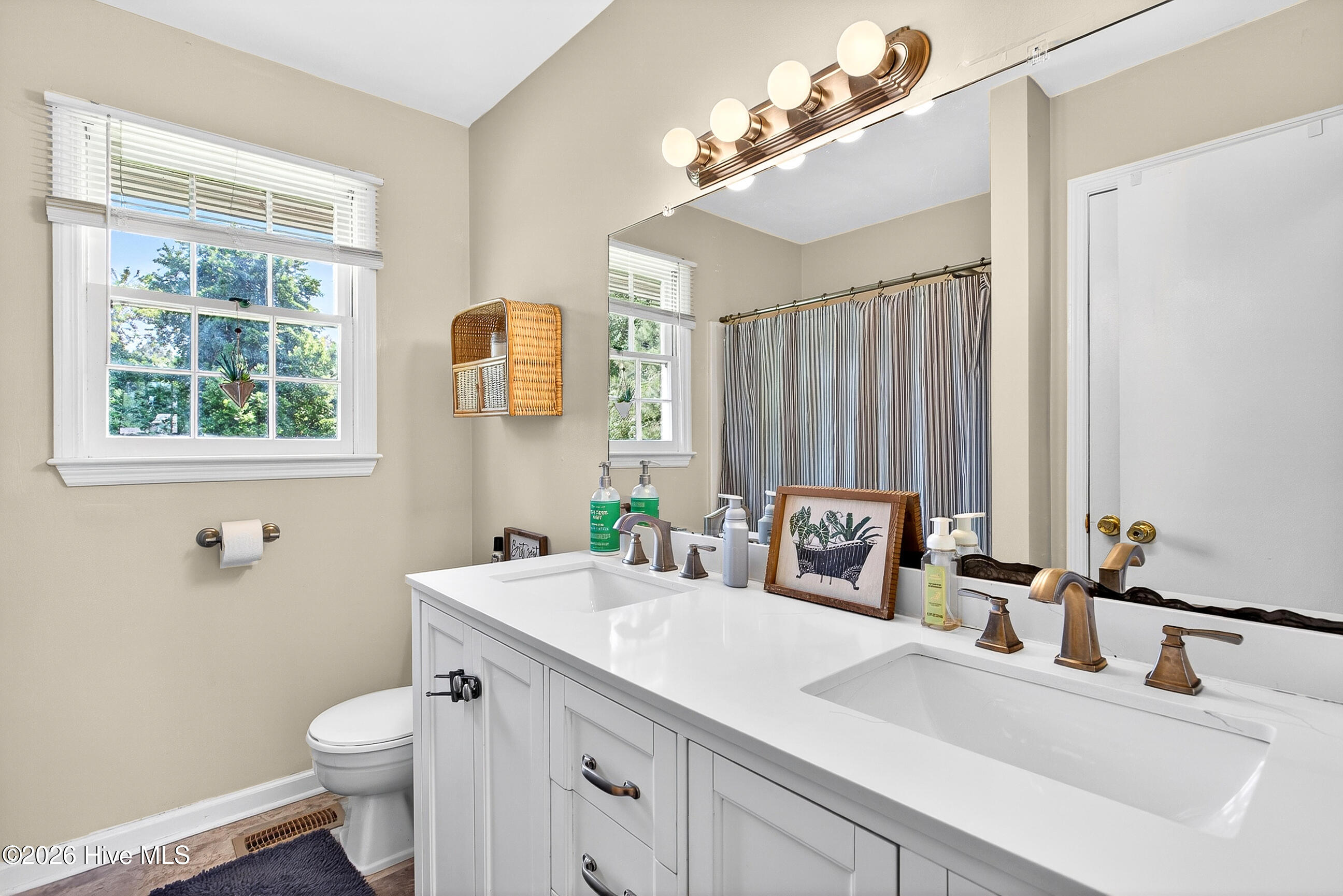 6100 Gum Branch Road Jacksonville, NC 28546 - Photo 16 of 24 01-16