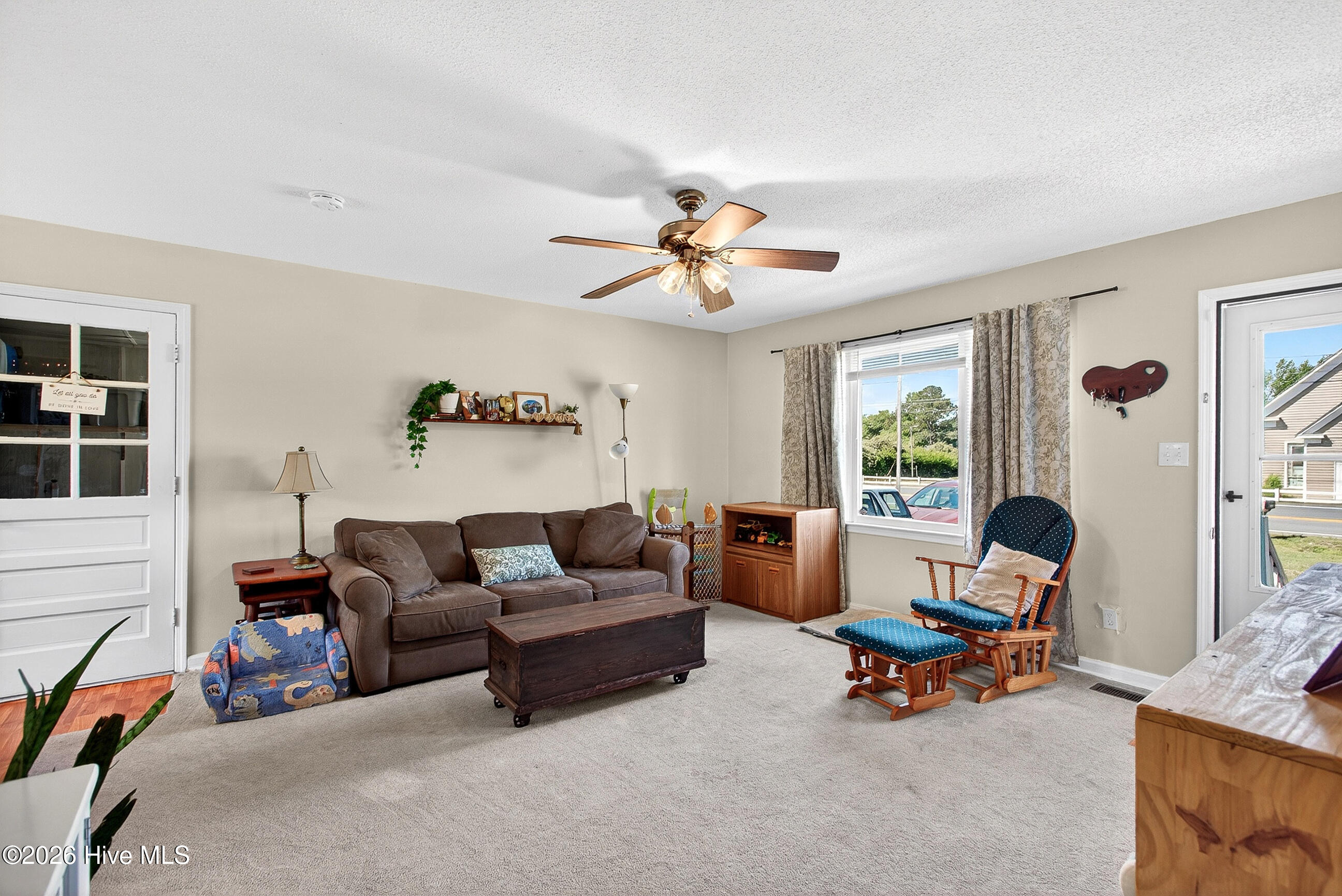 6100 Gum Branch Road Jacksonville, NC 28546 - Photo 4 of 24 01-4
