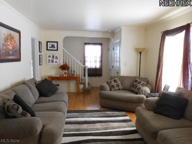 3735 Berkeley Road Cleveland Heights, OH 44118 - Photo 4 of 16