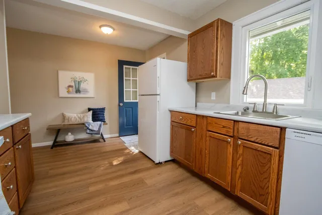 $199,900 | 303 Grove Street Southeast, Mapleton, MN 56065