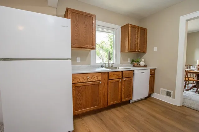 $199,900 | 303 Grove Street Southeast, Mapleton, MN 56065