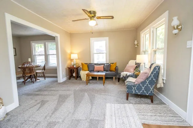 $199,900 | 303 Grove Street Southeast, Mapleton, MN 56065