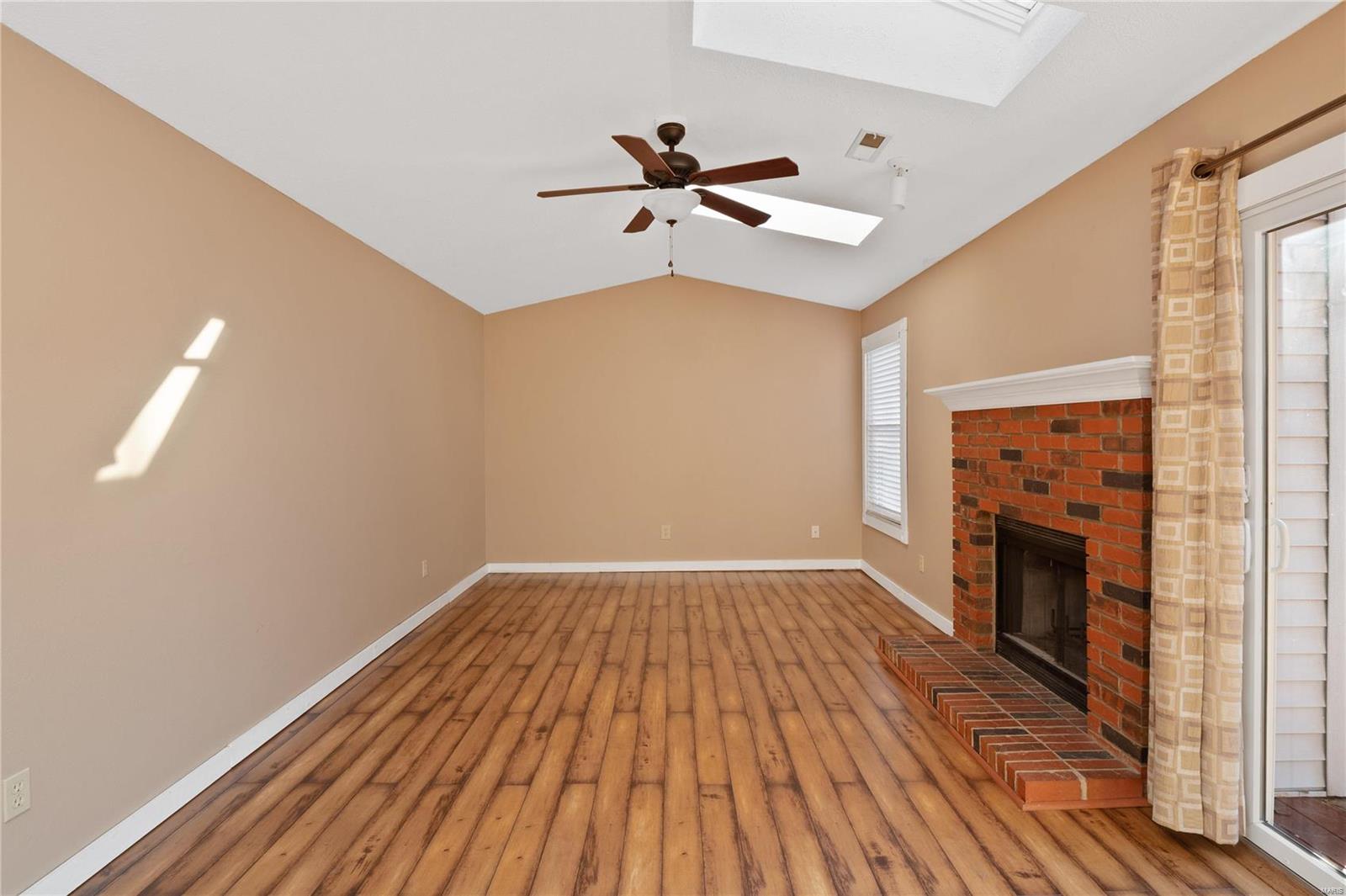 1521 Oak Ridge Court O'Fallon, IL 62269 - Photo 14 of 31 Gallery Image 14