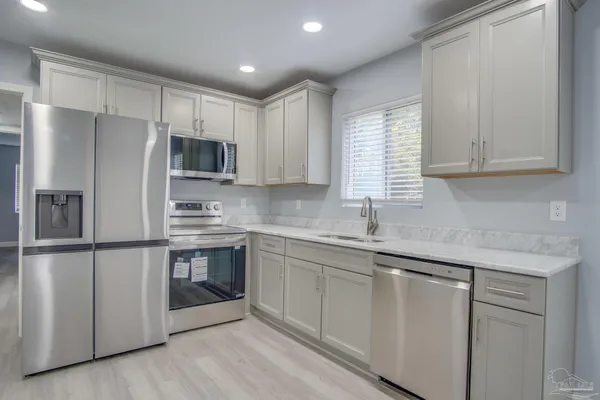 $1,550 | 114 Altamont Road, Pensacola, FL 32503