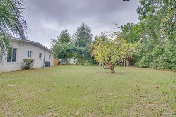 $1,550 | 114 Altamont Road, Pensacola, FL 32503