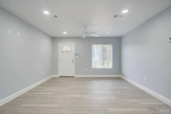 $1,550 | 114 Altamont Road, Pensacola, FL 32503