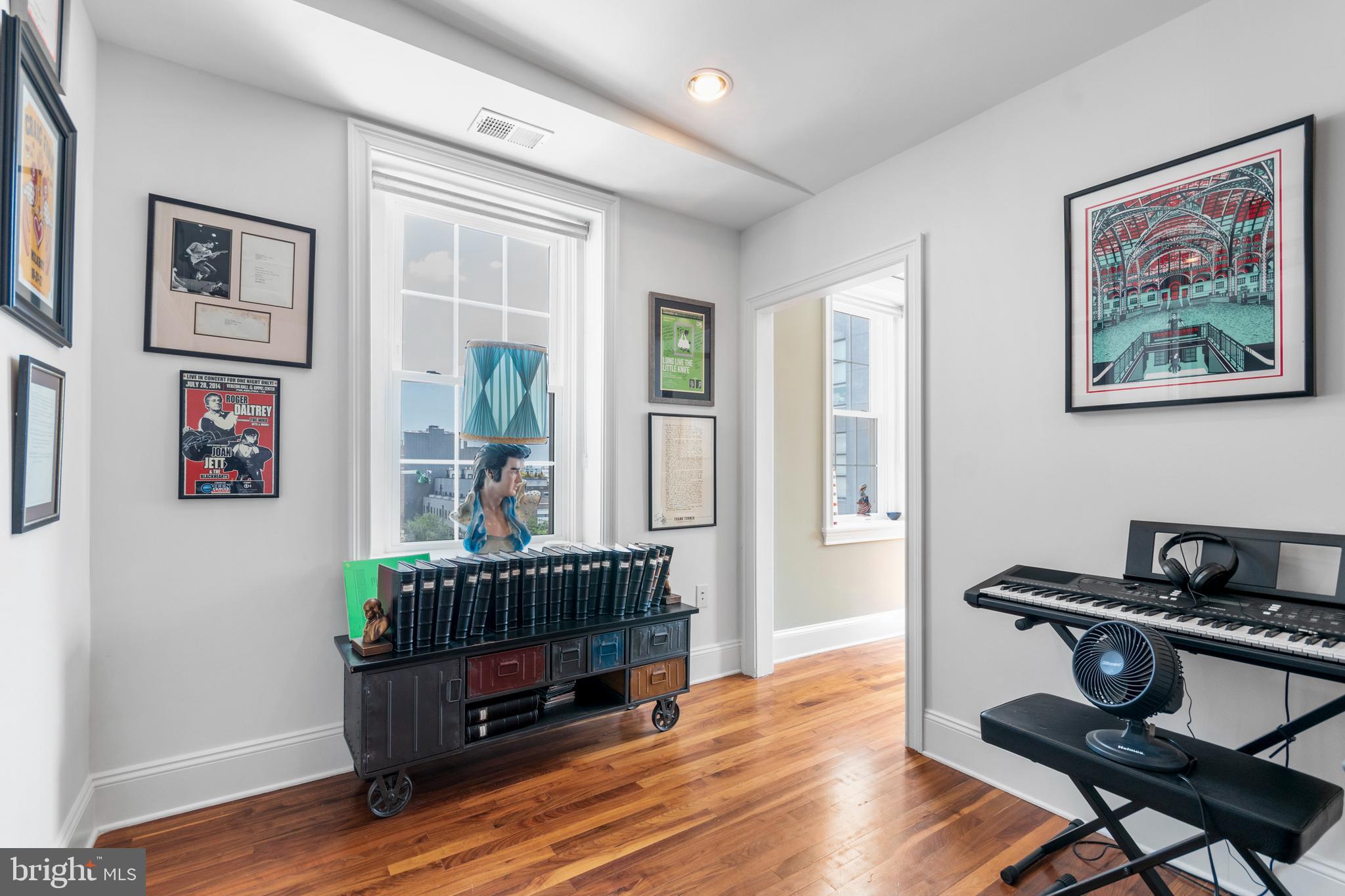 237 North Bread Street, Unit 5 Philadelphia, PA 19106 - Photo 18 of 27