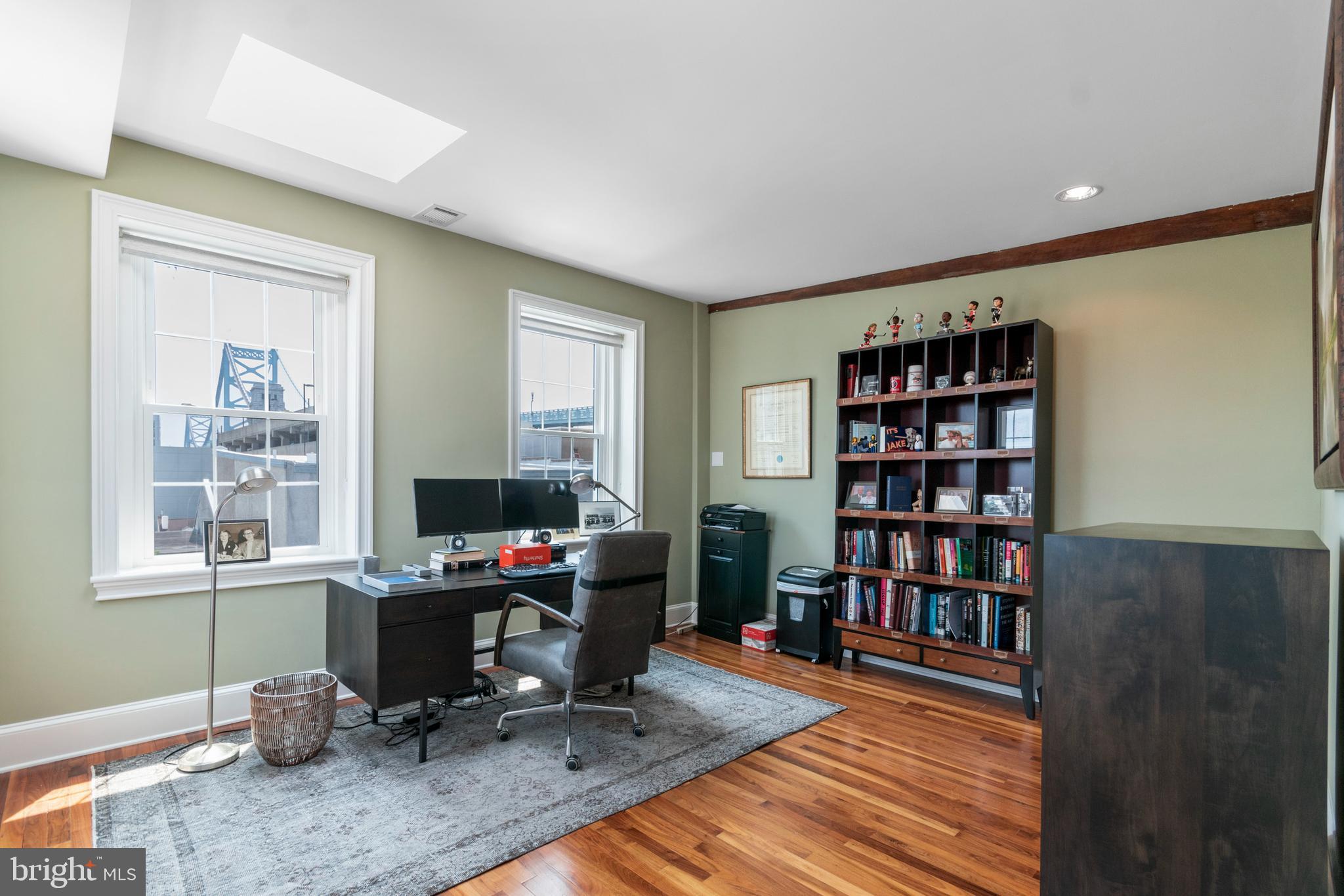 237 North Bread Street, Unit 5 Philadelphia, PA 19106 - Photo 19 of 27
