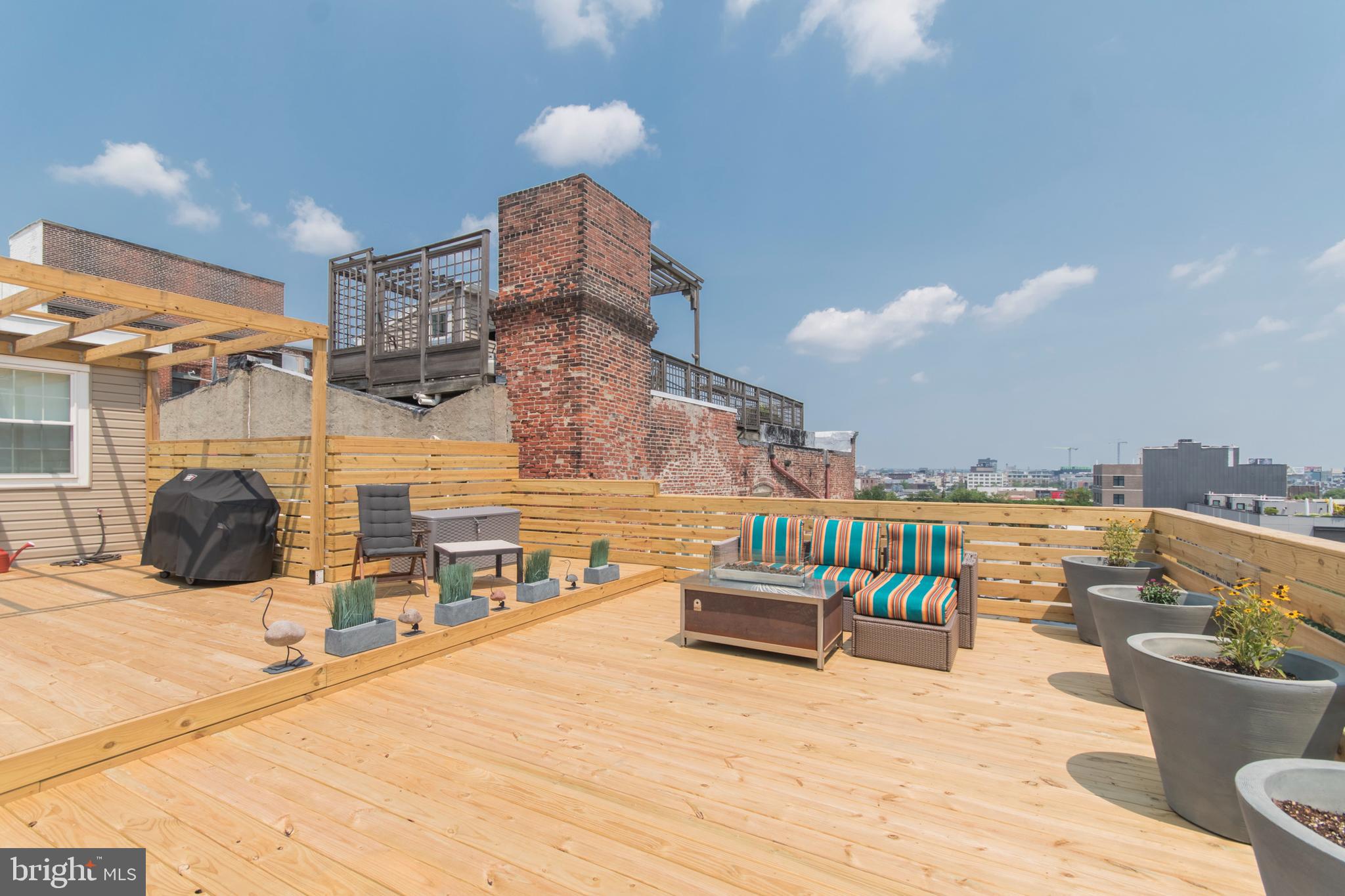 237 North Bread Street, Unit 5 Philadelphia, PA 19106 - Photo 25 of 27