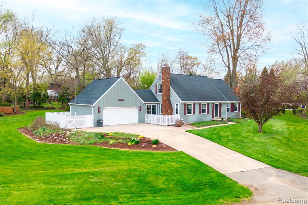 27758 Johnson Road Grosse Ile, MI 48138 - Photo 1 of 49
