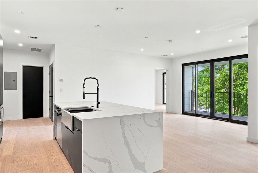 22 High Street, Unit 103 Boston, MA 02122 - Photo 7 of 28