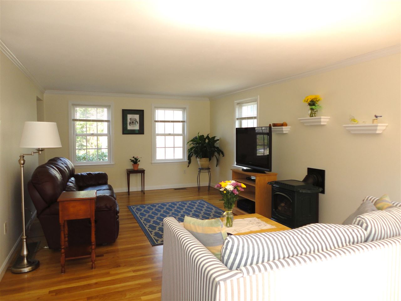 71 Noons Quarry Road Milford, NH 03055 - Photo 2 of 35
