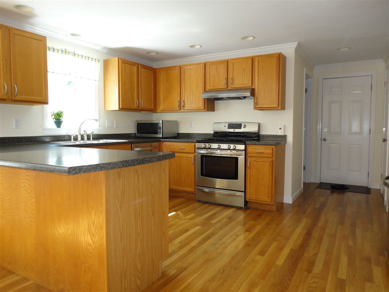 71 Noons Quarry Road Milford, NH 03055 - Photo 10 of 35