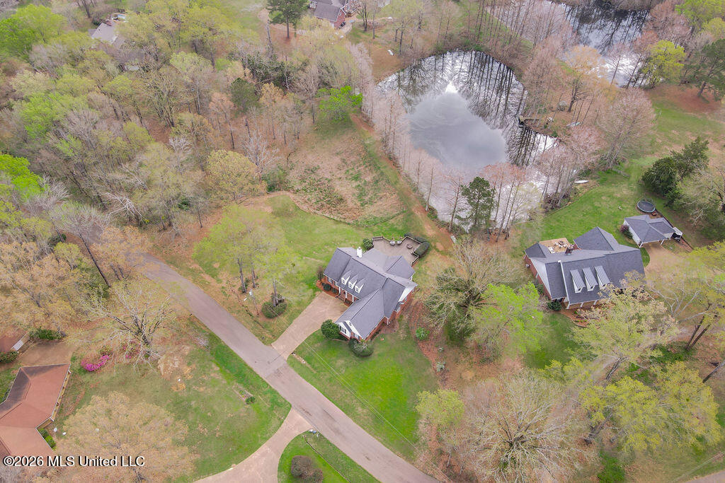 102 Hickory Hills Drive Clinton, MS 39056 - Photo 8 of 64 8-Front