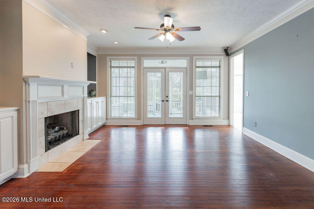 102 Hickory Hills Drive Clinton, MS 39056 - Photo 10 of 64 10-LivingRoom
