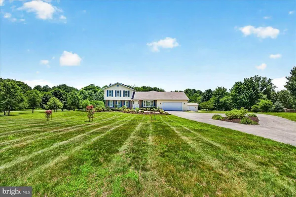 $799,900 | 13789 Blythedale Drive, Mount Airy, MD 21771