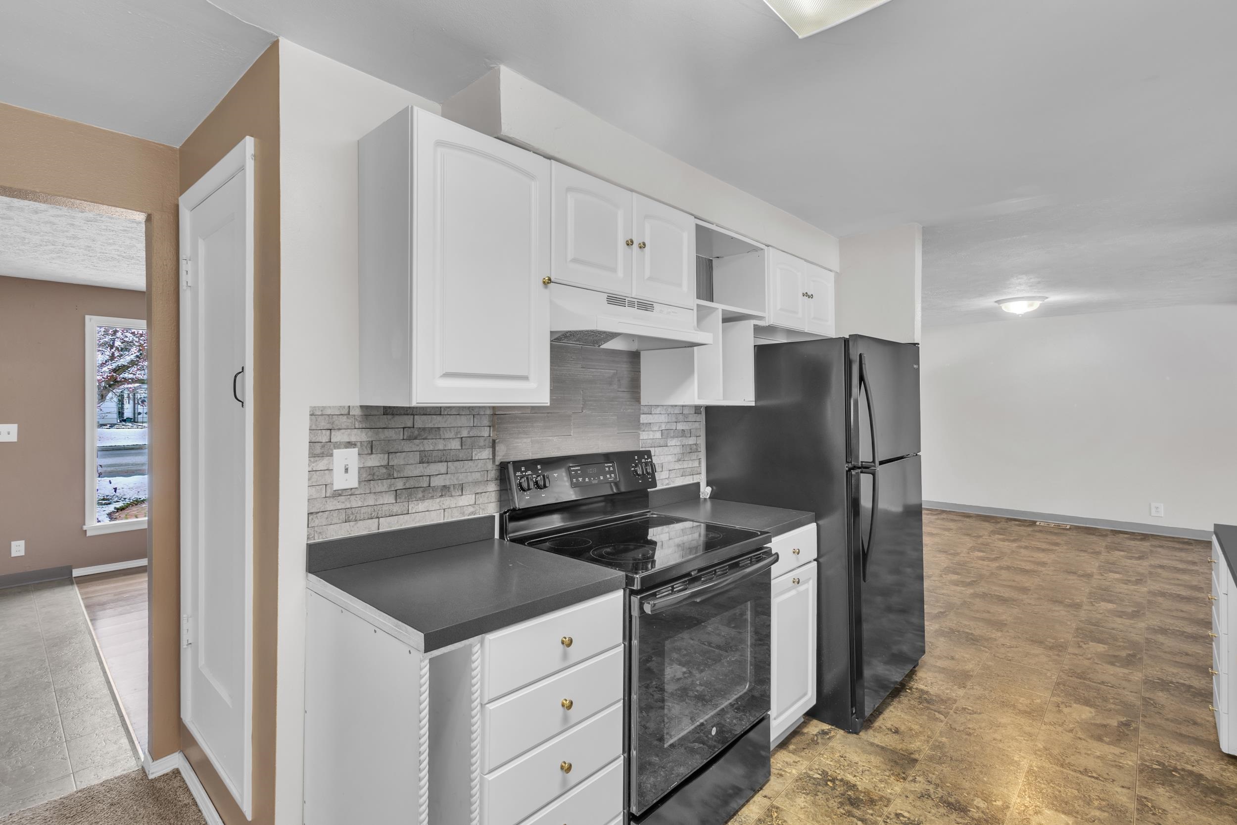 2017 North Laura Road Spokane, WA 99212 - Photo 7 of 28 Gallery Image 7