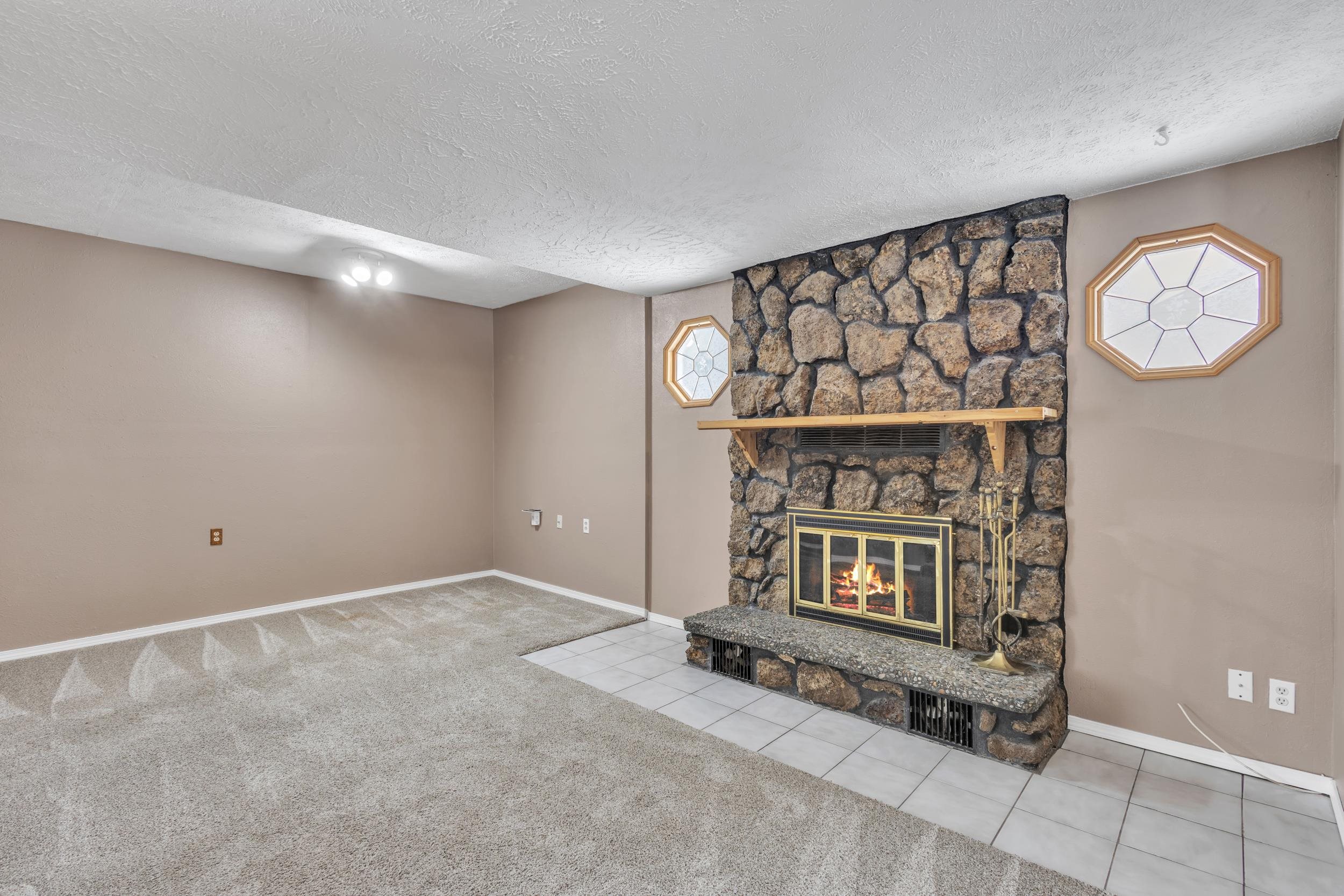 2017 North Laura Road Spokane, WA 99212 - Photo 9 of 28 Gallery Image 9