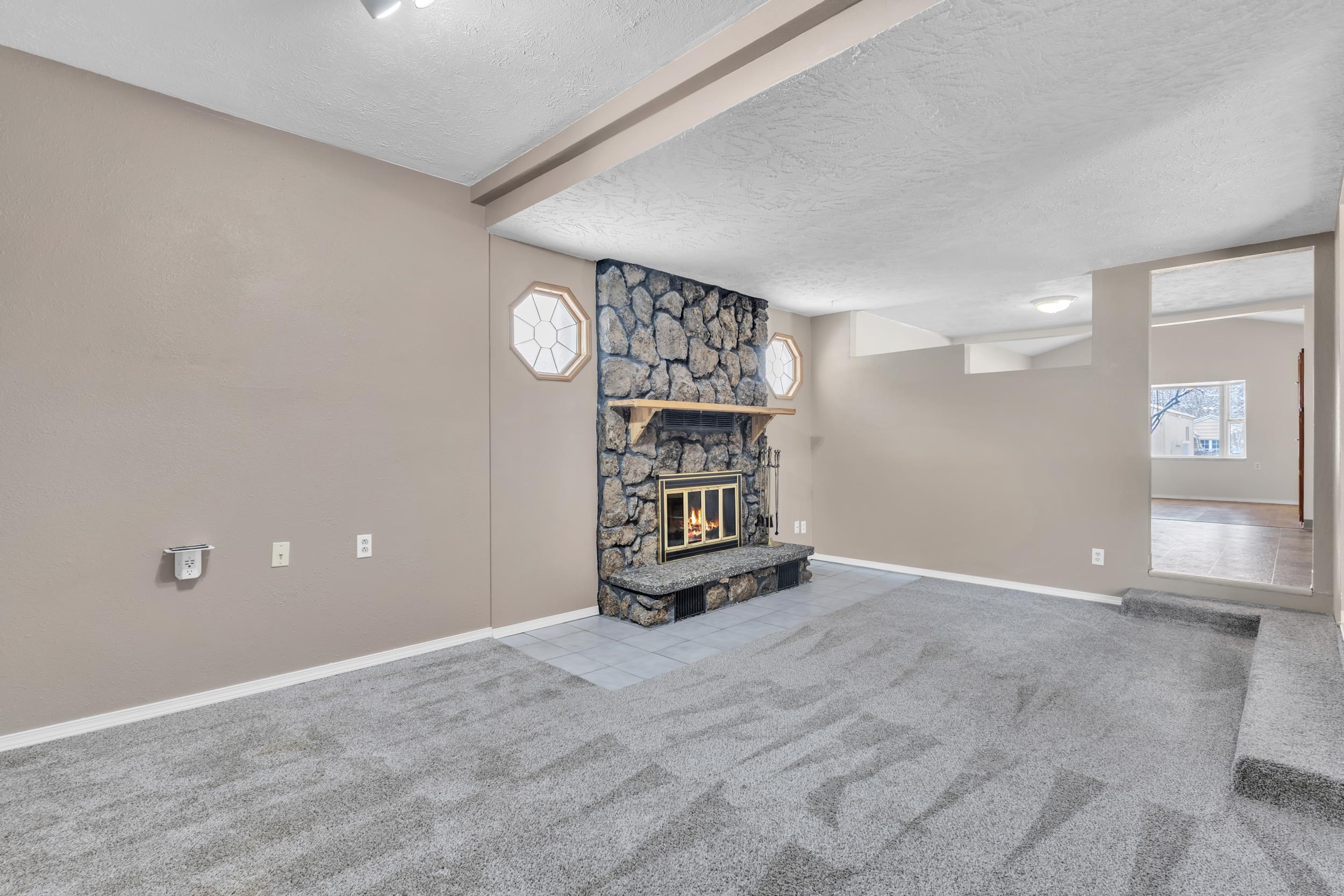 2017 North Laura Road Spokane, WA 99212 - Photo 10 of 28 Gallery Image 10