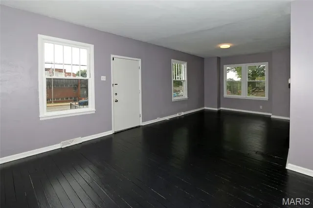 $139,900 | 7046 Emma Avenue, Jennings, MO 63136