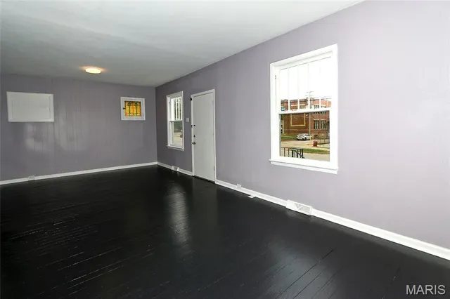 $139,900 | 7046 Emma Avenue, Jennings, MO 63136