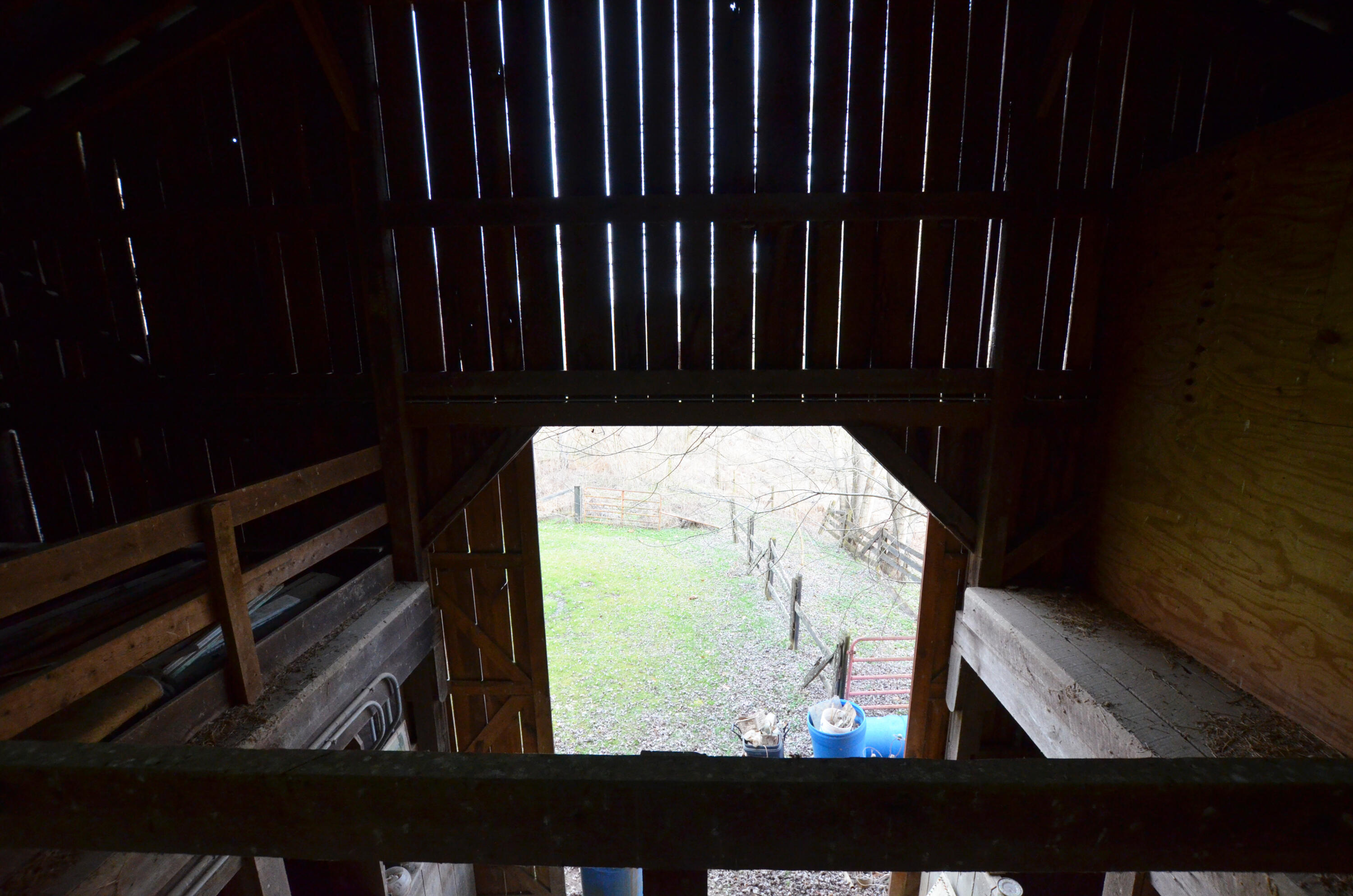 11907 Old Landing Road Irvine, KY 40336 - Photo 123 of 130 Front of the barn!