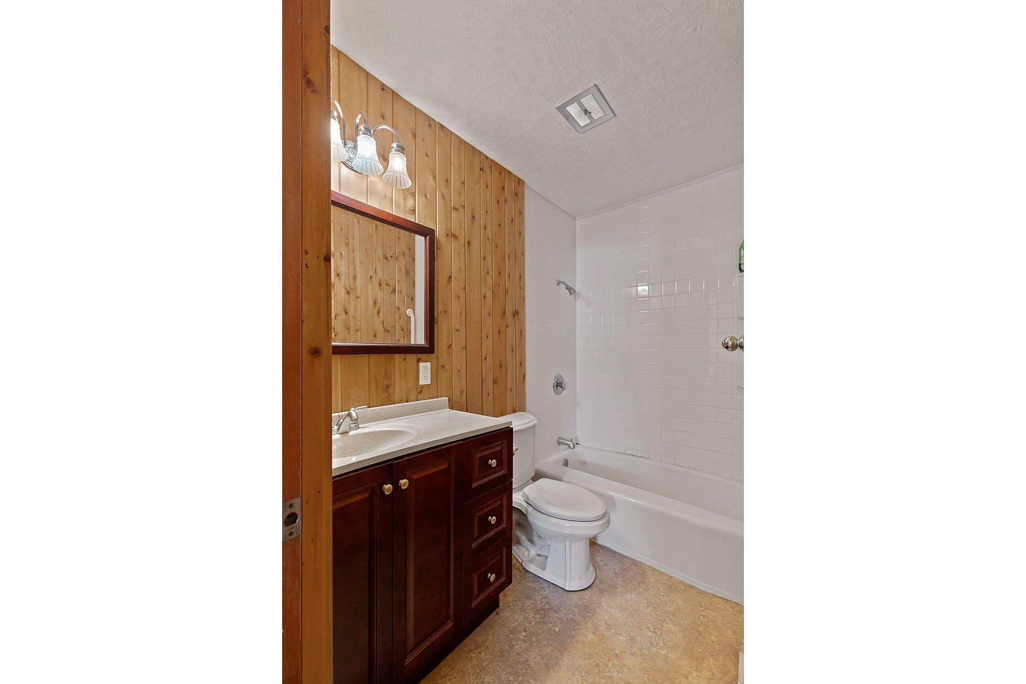 10 Meadow Drive Barre Town, VT 05641 - Photo 12 of 34