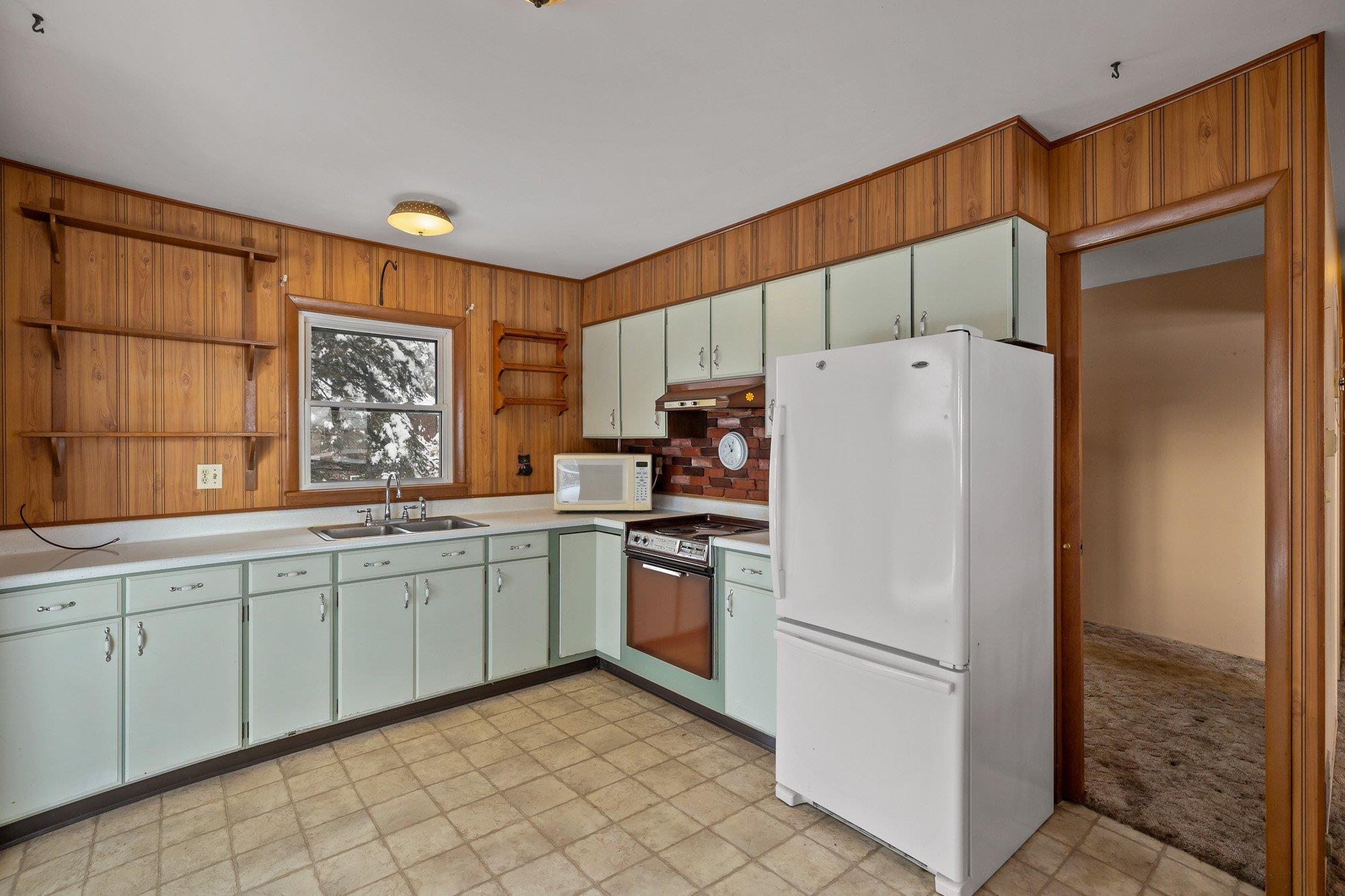 10 Meadow Drive Barre Town, VT 05641 - Photo 21 of 34