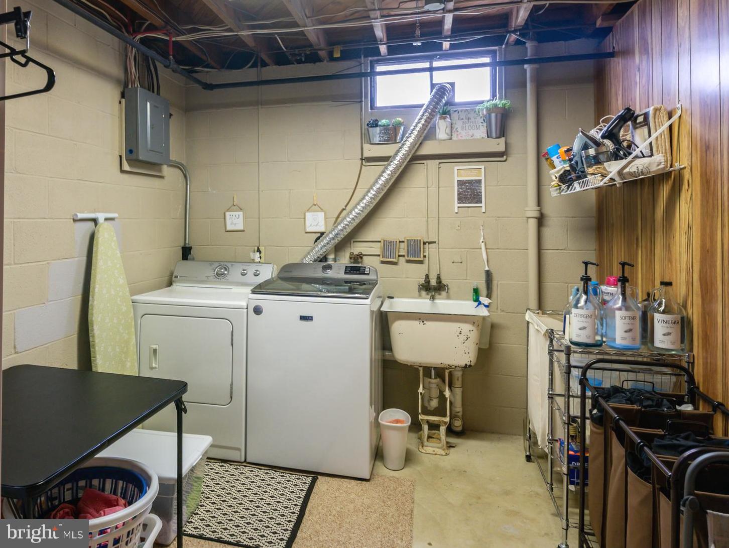 300 Old Fritztown Road Reading, PA 19607 - Photo 25 of 28 a utility room with multiple dryer and washer