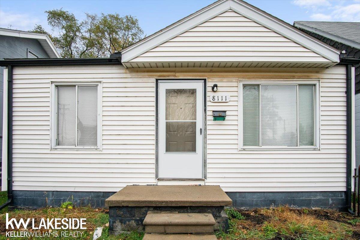 8111 Rivard Avenue Warren, MI 48089 - Photo 25 of 25 50170713-CE1526EA-9C38-4D11-82C6-7D0CA10E8D61.JPG