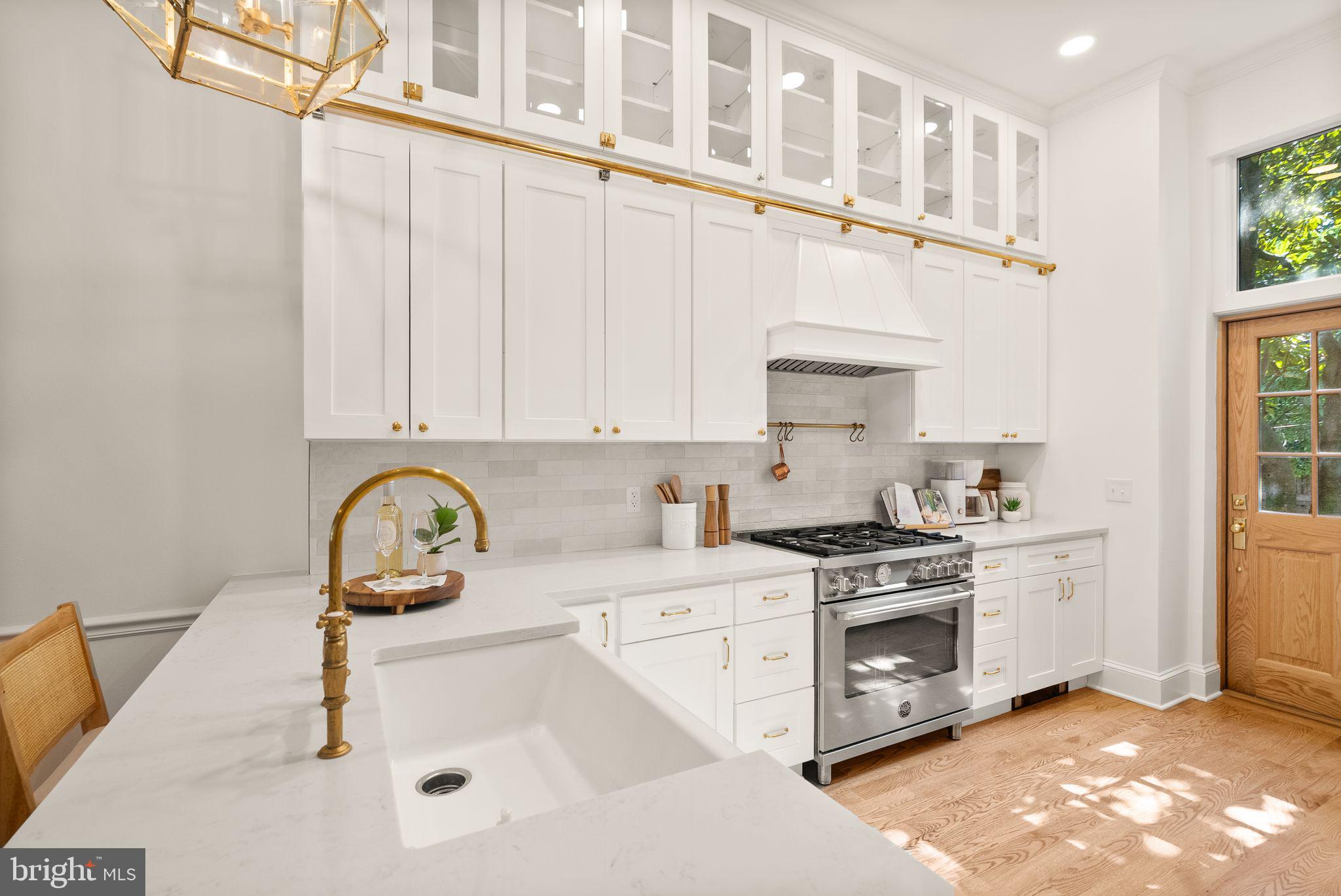 210 4th Street Southeast Washington, DC 20003 - Photo 13 of 71