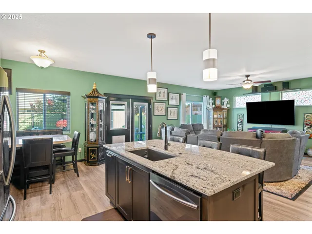 $450,000 | 613 Jasmine Circle, Independence, OR 97351