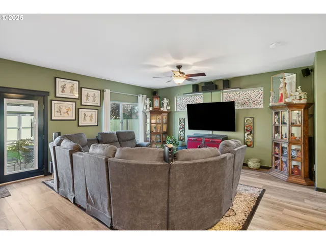 $450,000 | 613 Jasmine Circle, Independence, OR 97351