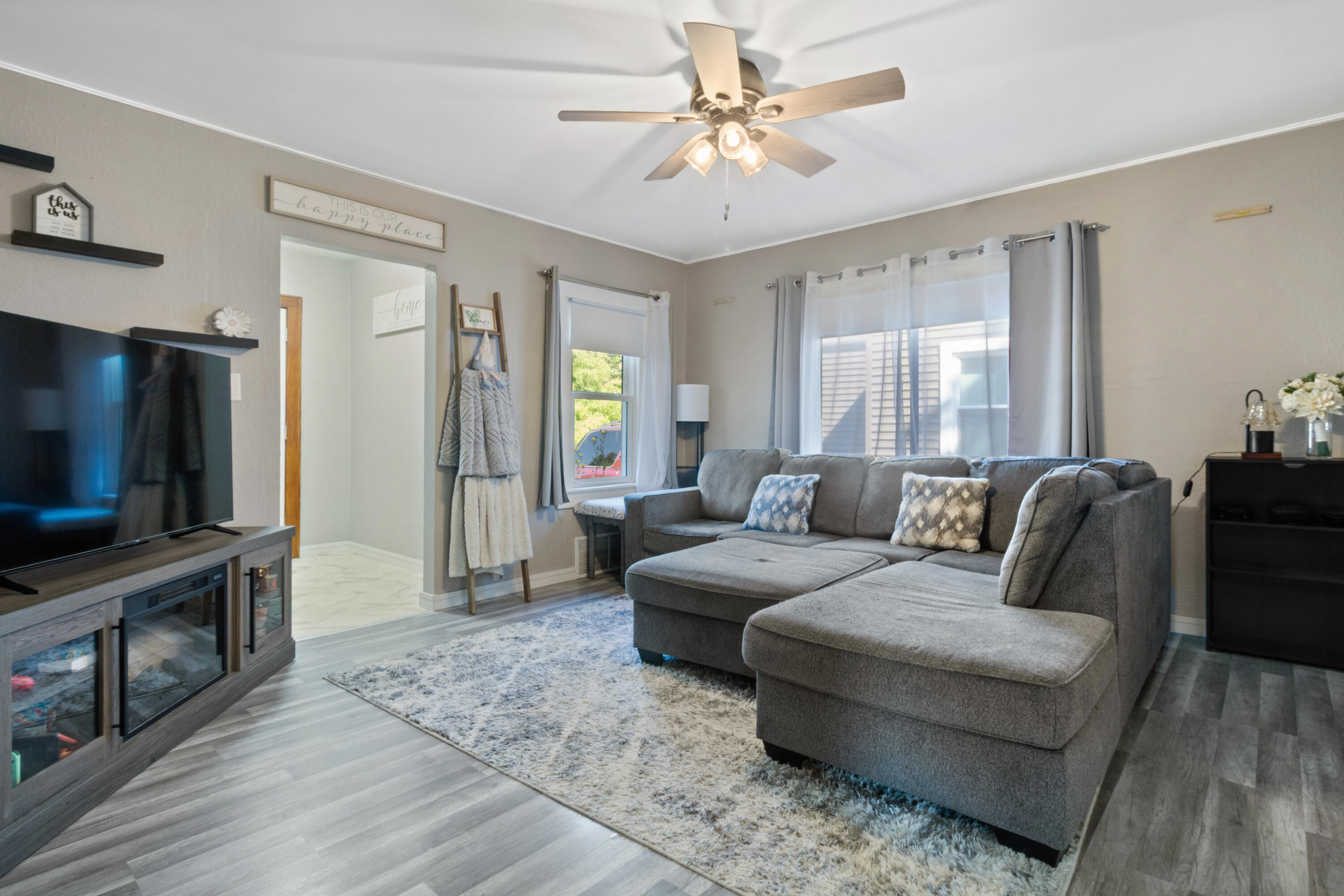 3420 South 57th Street Milwaukee, WI 53219 - Photo 2 of 17 IMG_9368