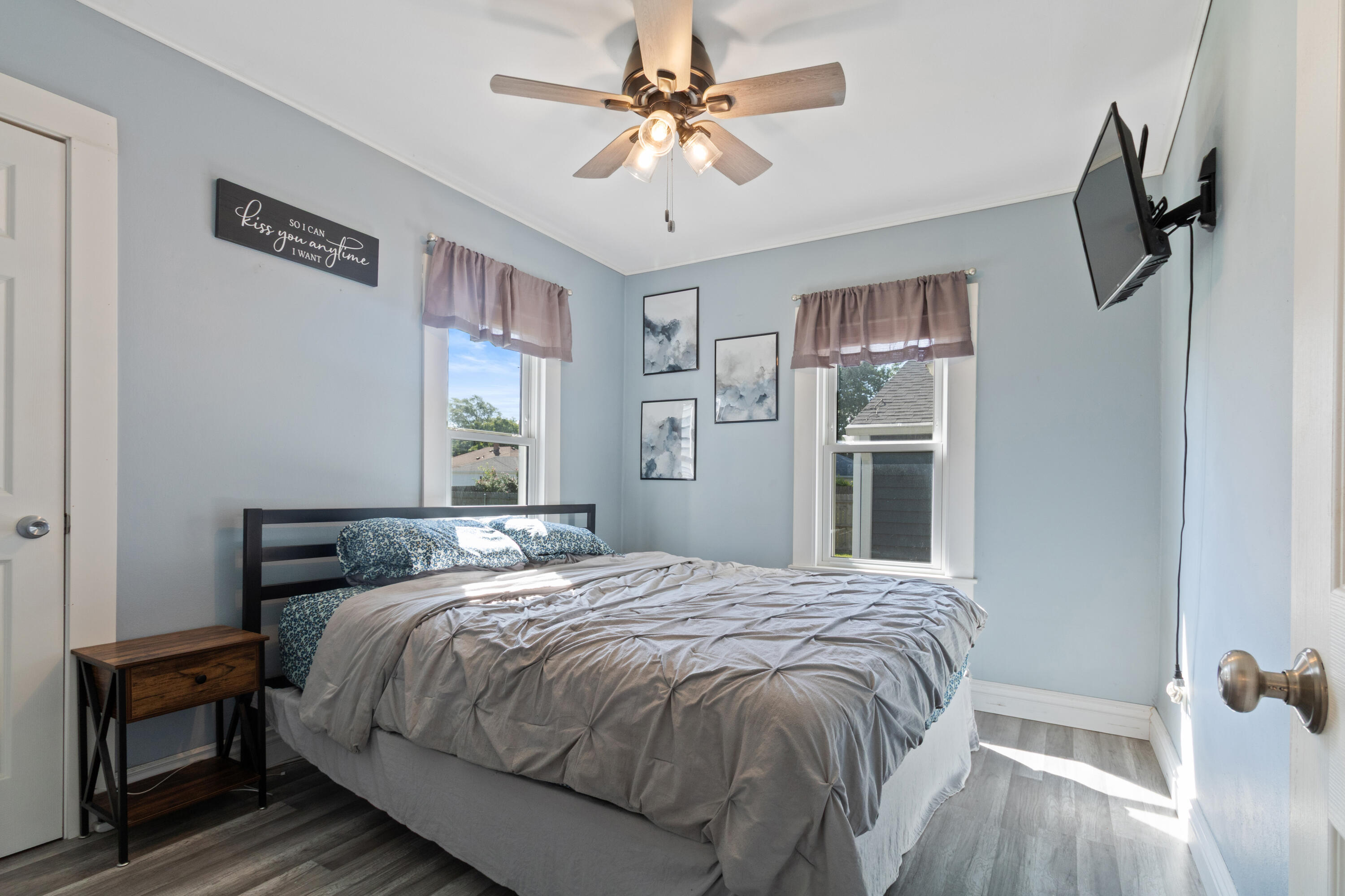 3420 South 57th Street Milwaukee, WI 53219 - Photo 8 of 17 IMG_9377