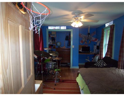 9 N Road North Kingstown, RI 02874 - Photo 16 of 20 Bedroom.