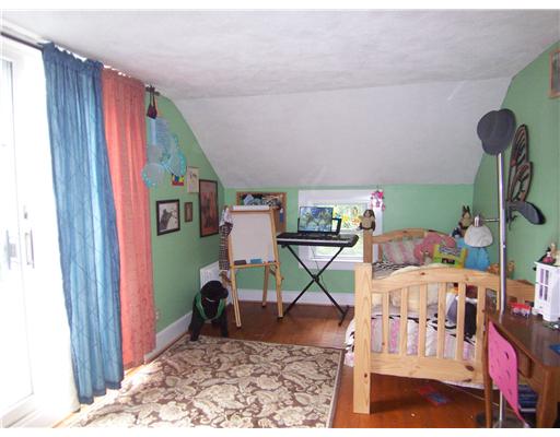 9 N Road North Kingstown, RI 02874 - Photo 17 of 20 Bedroom.