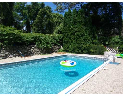 9 N Road North Kingstown, RI 02874 - Photo 2 of 20 Exterior Front.