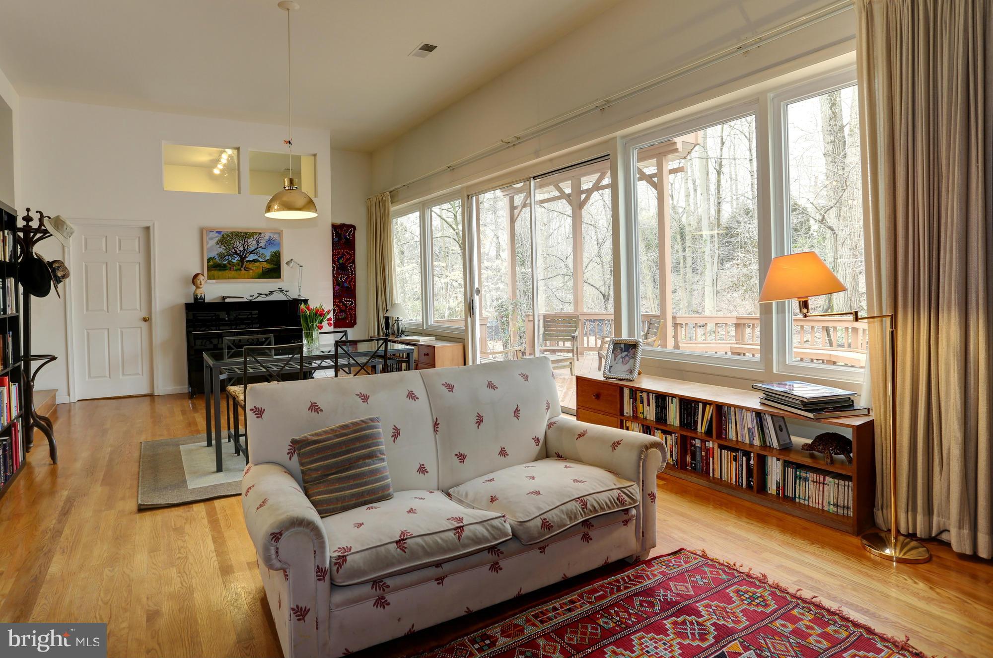 6800 Millwood Road Bethesda, MD 20817 - Photo 21 of 29 Family Room
