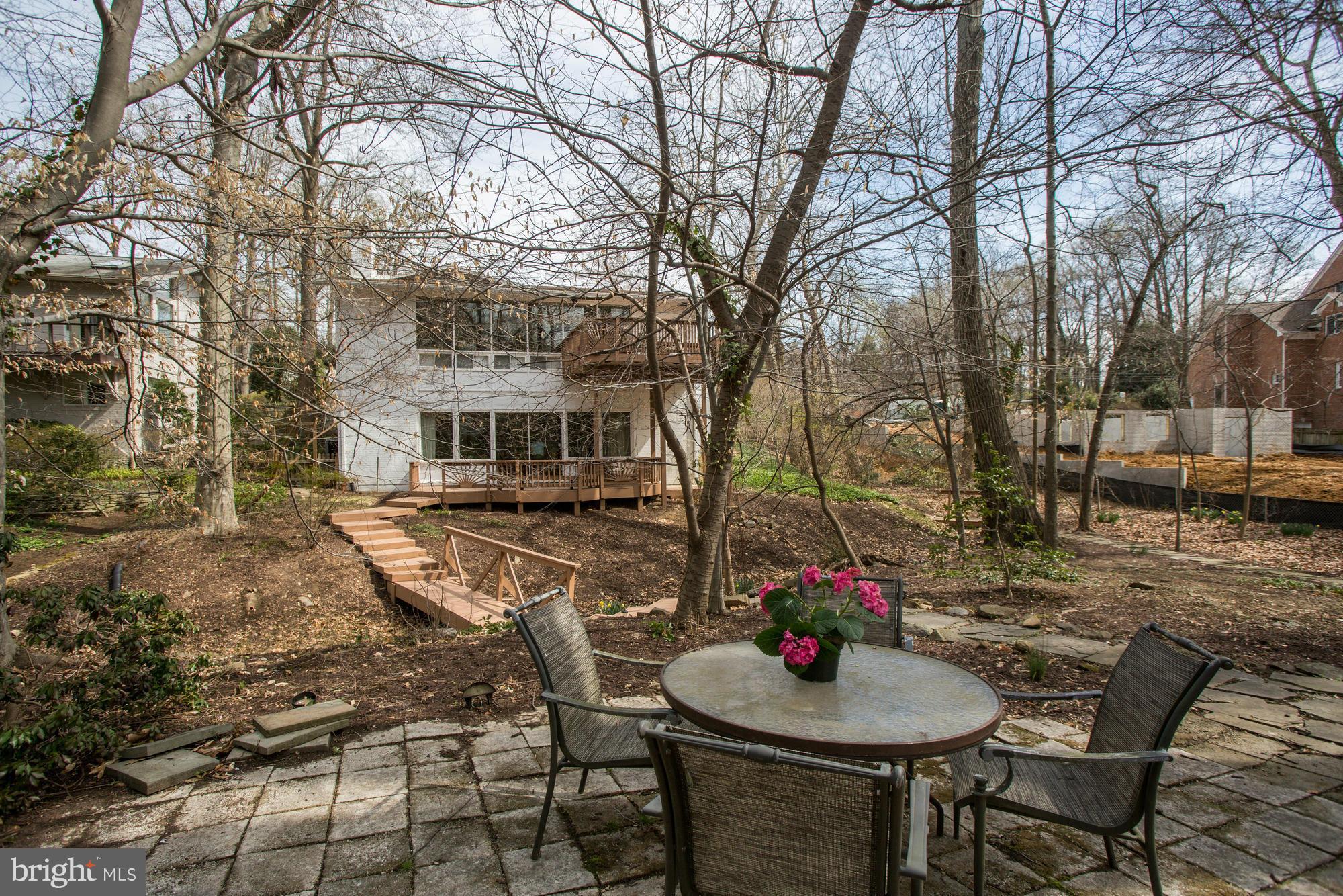 6800 Millwood Road Bethesda, MD 20817 - Photo 26 of 29 Exterior (Rear)