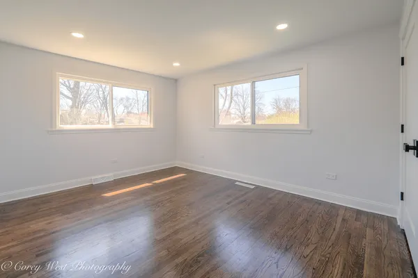 $769,000 | 217 Heather Lane, Wilmette, IL 60091