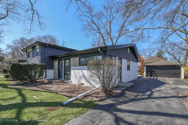 $769,000 | 217 Heather Lane, Wilmette, IL 60091