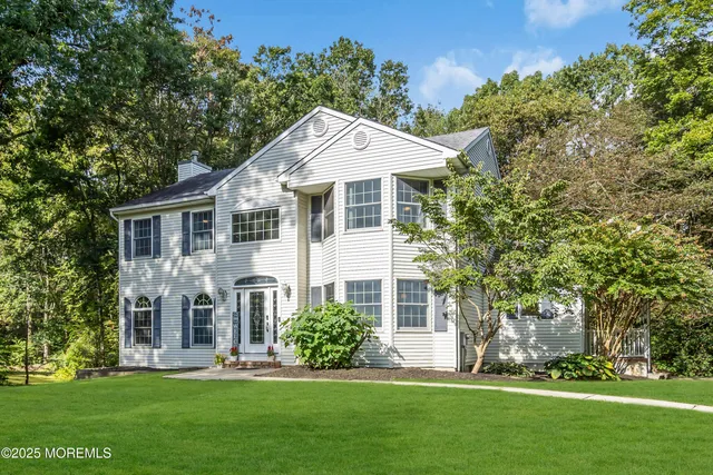 $725,000 | 28 Lauren Lane, New Egypt, NJ 08533