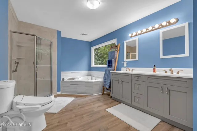 $730,000 | 28 Lauren Lane, New Egypt, NJ 08533